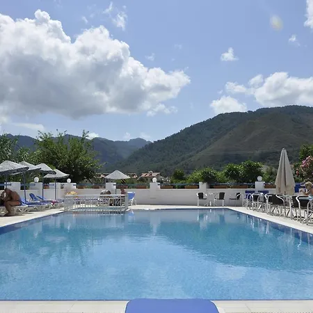 Oylum Park ホテル